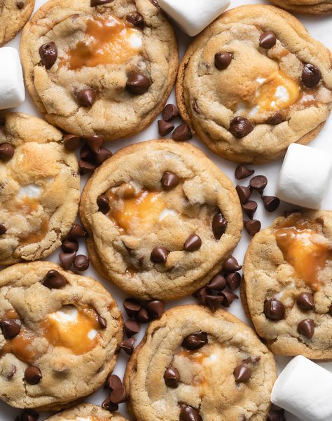 S'mores Cookies - Browned Butter Blondie Brown Butter Smores Cookies, S’mores Cookie, Outrageous Cookies, Smores Cookie, Butter Fruit, Salted Caramels, S Mores Cookies, Smores Cookies, Best Chocolate Chip