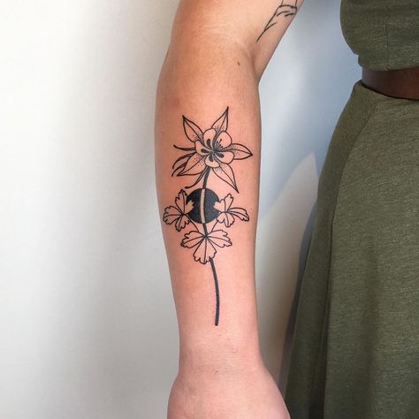 Mariah Woodman on Instagram: “Columbine on one of my favorite clients ever! Thank you EnGedi 🖤🖤” Colorado Blue Columbine Tattoo, Colorado Columbine Tattoo, Columbine Tattoo, Columbine Flower Tattoo, Columbine Flower, Stick And Poke, Tree Tattoo, American Traditional, Dreamcatcher Tattoo