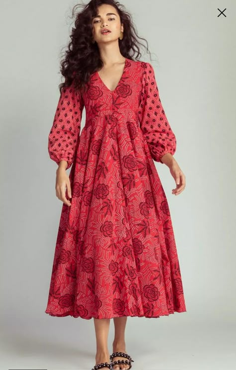 Indian Maternity Wear, Maxi Dress Indian, Cotton Dress Pattern, Red Floral Maxi Dress, Simple Frock Design, Stylish Kurtis Design, Long Frock Designs, Casual Frocks, Simple Frocks