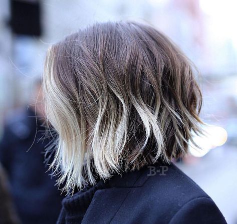 Short Blonde Hairstyles, Short Balayage, Blonde Balayage Bob, Chic Haircut, Balayage Bob, Blonde Tips, Blond Balayage, Short Blonde Haircuts, Hairstyles And Haircuts