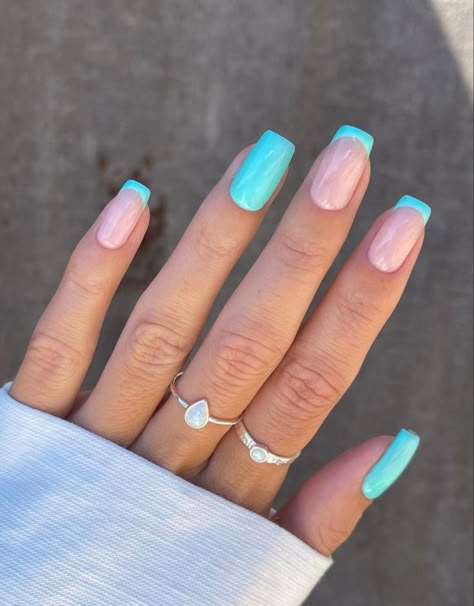 Turquoise Colored Nails, Turquoise French Tip Nails Short, Summer Color Nails Gel, Country Concert Nails Simple, Nail Inspo Squoval Short, Nail Designs Summer Square, Western French Tip Nails, Rodeo Nails Westerns, Color Tip Nails