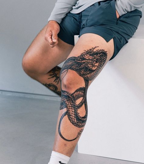 Thigh Sleeve Tattoo, Thigh Sleeve, Mens Lion Tattoo, Half Sleeve Tattoos For Guys, Leg Tattoo Men, Leg Sleeve Tattoo, Old Tattoos, Knee Tattoo, Leg Tattoo