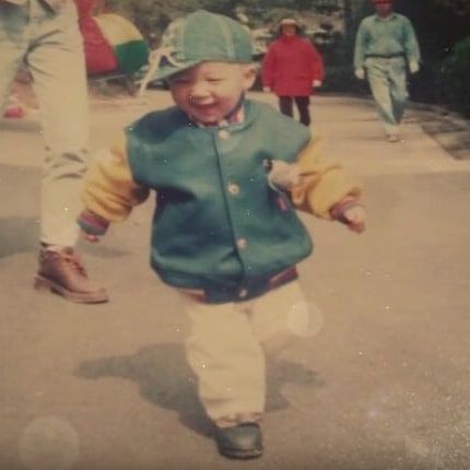 Childhood Video, Baby Jimin, Jimin Pics, Bts Predebut, Korean Best Friends, Foto Jimin Bts, Park Jimin Cute, Childhood Photos, Park Jimin Bts