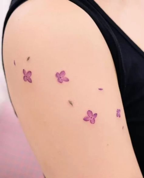 Purple Flower Tattoos, Lilac Tattoo, Kpop Tattoos, Small Tattoos Simple, Discreet Tattoos, Simplistic Tattoos, Pretty Tattoos, Tiny Tattoos, Inspirational Tattoos