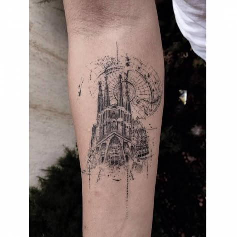 Sagrada Familia (Antoni Gaudí). - Healed Cathedral Tattoo, Tattoo 2015, Collage Tattoo, Barcelona Tattoo, Totem Tattoo, Inner Forearm Tattoo, Animal Tattoo Ideas, Inner Forearm, Spain Barcelona