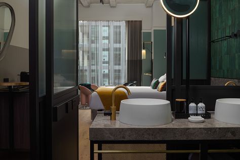 Qt Hotel, Bathroom Hotel, Luxury Travel Destinations, Superking Bed, Back Ground, Exposed Concrete, Entertainment Design, Plush Sofa, Rooftop Bar