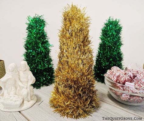 DIY Dollar Store Tinsel Trees Dollar Store Christmas Diy, Giant Lollipops, Glitter Ornaments Diy, Grinch Decorations, Magic Reindeer Food, Dollar Store Christmas Crafts, Tinsel Tree, Reindeer Food, Food Ornaments