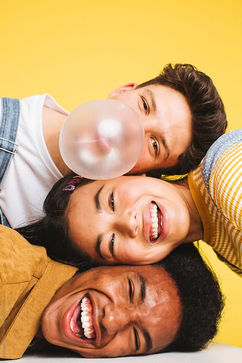 Closeup portrait of multiethnic teenagers having fun on yellow background. Makeup News, Poster Background Design, Human Poses Reference, Beauty Shoot, Branding Photoshoot, 인물 사진, Model Release, Gen Z, People Photography