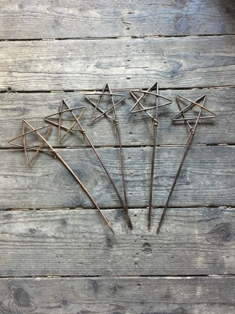 Willow Branch Crafts, Twig Stars, Twig Crafts, Basket Weaving Diy, Twig Art, Willow Weaving, Deco Nature, Willow Branches, Natural Christmas