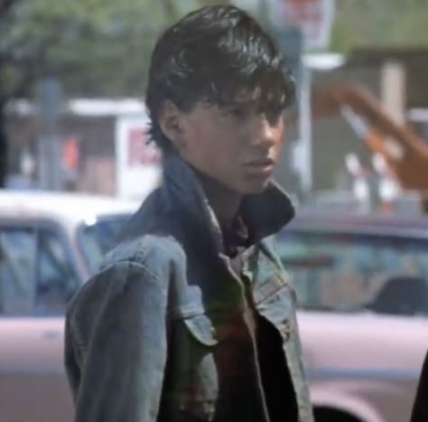 Johnny Cade Icons, Johnny Cade Pfp, The Outsiders Johnny, Ralph Macchio The Outsiders, Johnny Cade, Outsiders Movie, The Karate Kid 1984, Johnny Cake, Karate Kid Cobra Kai