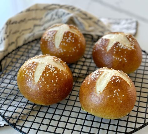 y sourdough starter gets weekly "feedings" to keep it healthy and active. This recipe for Sourdough Pretzel Buns is a great way to use starter that I would normally toss out, in order to feed it. The bread turned out tender with a perfect "crumb". These are perfect for hamburgers or as sandwich rolls. Bread Scoring Tool, Sourdough Pretzel, Pretzel Buns, Local Fast Food, Sandwich Rolls, Pretzel Bun, Sourdough Discard, Sourdough Baking, King Arthur Flour