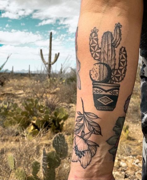 Cactus In Pot Tattoo, Texas Cactus Tattoo, Mexico Tattoo For Women, Tattoo Checklist, New Mexico Tattoo Ideas, New Mexico Tattoo, Tatted Quotes, Cactus Balloon, Mexico Tattoo