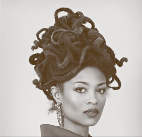 Black Hair Locs, Valerie June, Medusa Hair, Hair Locs, Avant Garde Hair, Black Actresses, Human Anatomy Art, Locs Hairstyles, Hair Reference