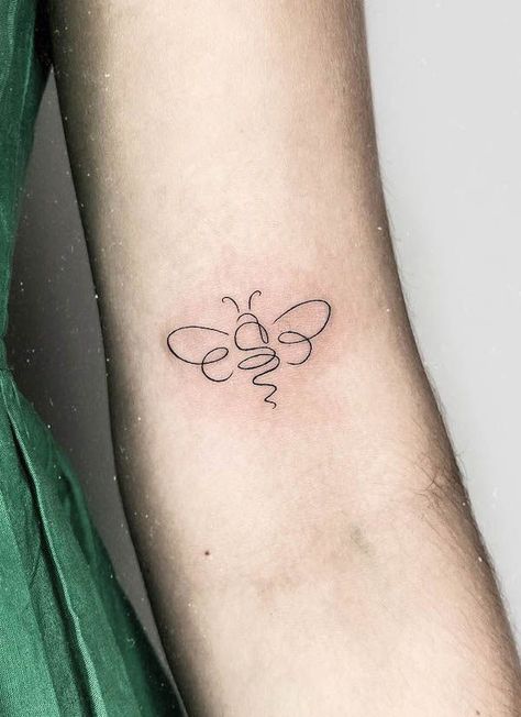 Bee Tattoos Ideas, Bee Micro Tattoo, Small Tattoo Idea Placement, Bee Tattoo Ideas Cartoon, Minimalistic Bee Tattoo, Bee Tattoo Ideas Minimalist, Firefly Tattoo Small Simple, One Line Bee Tattoo, Infinity Bee Tattoo