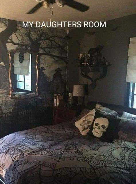 Room Ideas Goth Aesthetic, Gothic Aesthetic Room Decor, Witchy Gothic Bedroom, Vintage Goth Aesthetic Room, Goth Hippy Room, Goth Rooms Bedrooms, Small Goth Bedroom Ideas, Bedroom Goth Aesthetic, Simple Goth Bedroom Ideas