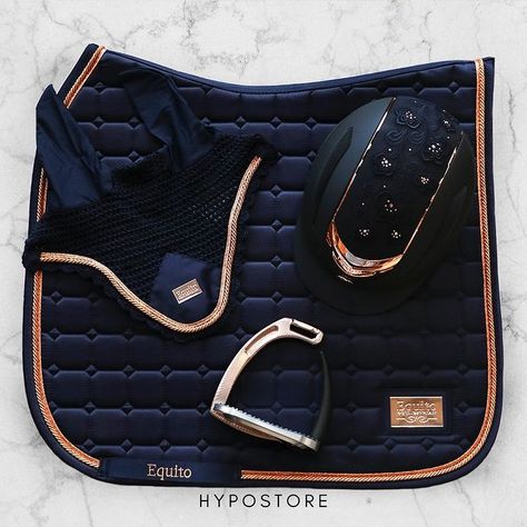 HypoStore on Instagram: “Brighten up your Blue Monday with this beautiful Equito Navy Rose Gold set! 💙 Combined here with the limited edition OneK Defender Pro Matt…” Dressage Tack, Pony Tack, Horse Riding Gear, English Horse Tack, Horse Barn Designs, English Tack, Horse Riding Outfit, Horse Saddle Pads, Horse Riding Clothes