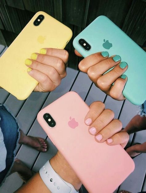 pinterest ✰ @/ eydeirrac Iphone 6 S Plus, Airpods Apple, Diy Iphone Case, Pretty Phone Cases, Apple Phone Case, Apple Iphone 5s, Aesthetic Phone Case, Iphone Phone, Best Friend Goals