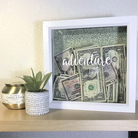 Money Box Diy, Adventure Fund, Money Frame, Travel Project, Diy Shadow Box, Gift Money, Travel And Adventure, Maker Project, Adventure Gifts