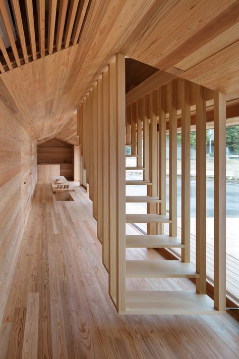 Futuristic Home, Cedar Homes, Wood Architecture, Japanese Architect, Japanese Architecture, Design Del Prodotto, Staircase Design, Stairs Design, 인테리어 디자인