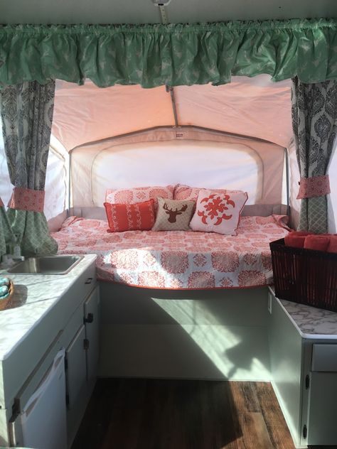 Camper Mattress, Pop Up Campers, Glamour Camping, Popup Camper Remodel, Pop Up Tent Trailer, Camper Remodeling, Camper Build, Camper Beds, Pop Up Trailer