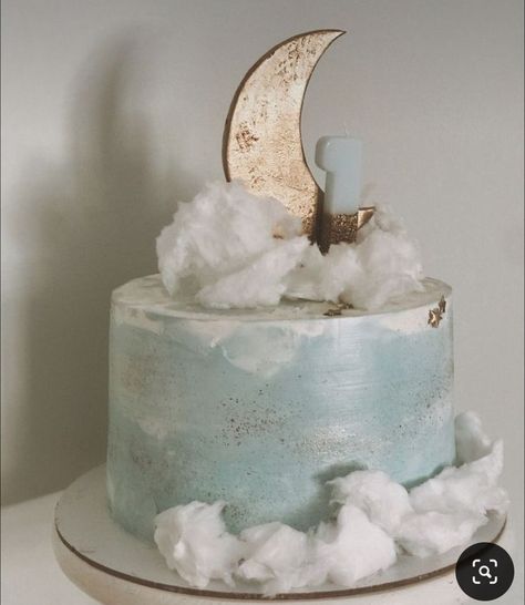 Cloud Theme Cake 1st Birthdays, Cotton Candy Cloud Cake, Cloud Cakes Ideas, Two The Moon Birthday Cake Girl, Cloud Themed Cake, Cloud 9 Baby Shower Cake, Cloud Cake Ideas, Moon Cake Ideas, Cloud Baby Shower Cake