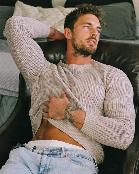 Christian Hogue, Ricky Martin, Man Set, Book Characters, Book Aesthetic, Male Models, Male Model, Mens Jeans, Men Sweater