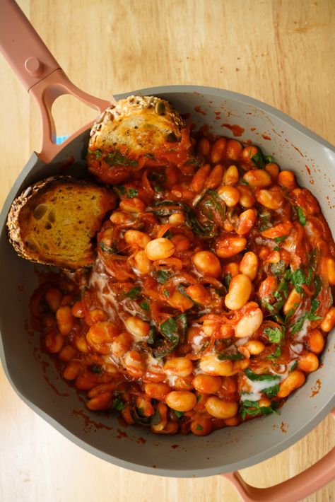 Creamy Harissa Butter Beans - The Conscious Cook Creamy Harissa Butter Beans, Harissa Butter Beans Recipe, Harissa Butter Beans, Harissa Beans, Harissa Butter, Beans Recipe Healthy, Butter Beans Recipe, Harissa Recipes, Specialty Food Store