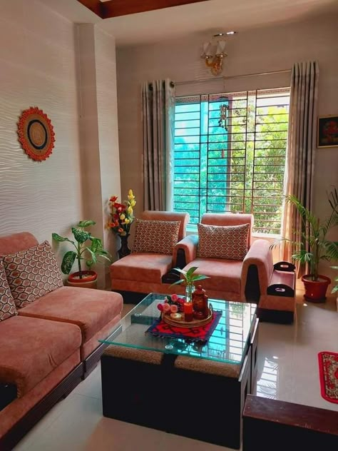 Smart Living Room, Living Room Decor Indian, Indian Living Room, Colorful Room Decor, Indian Bedroom Decor, Simple Living Room Decor, Indian Room Decor, Indian Room, Colourful Living Room Decor