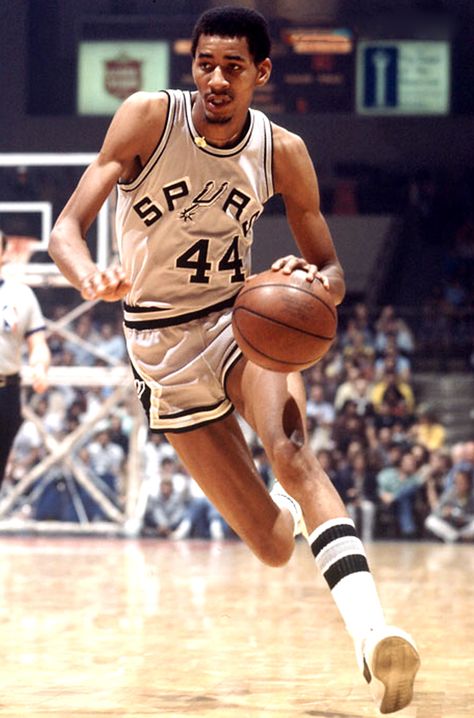 George Gervin The Iceman George Gervin, Spurs Basketball, Danny Green, Ice Man, Fantasy Basketball, Texas Sports, Nba Mvp, Basketball Shooting, Shooting Guard