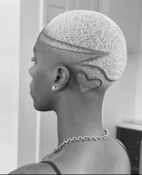 Taper Fade Women, Brush Haircut For Black Women, Female Undercut Designs, Haircut Designs For Women Black, Designs In Hair, Buzz Cut Black Women, Buzzcut Ideas, Undercut Pattern, Shaved Head Designs