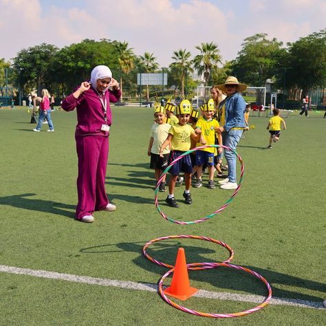 Little feet, big cheers! 🌟🏃‍♂️ Vernus International School's KG Sports Day lights up North Park, Dubai Silicon Oasis. Witness the joy of our tiny champions as they dashed, jumped, and played their way to glory! 🥇🎉 #kindergarten #FutureStars #kindergartenactivities #VISDubai #DSO North Park, Sports Day, Up North, International School, Kindergarten Activities, Oasis, Kindergarten, Dubai, Sports