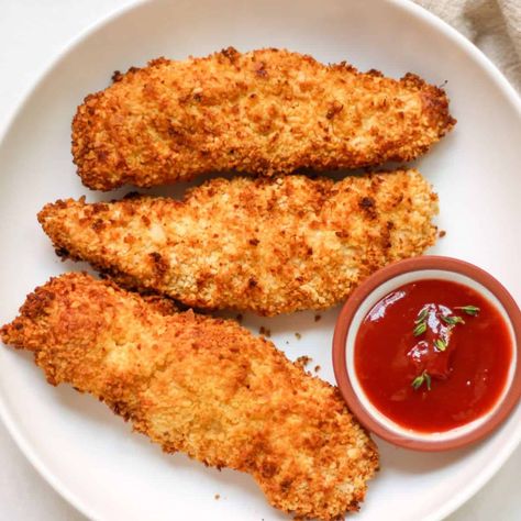 Air fryer chicken tenders are coated in egg wash and panko breadcrumbs, then air fried until golden super crispy. Panko Chicken Wings Air Fryer, Air Fryer Panko Chicken Tenders, Panko Chicken Tenders Air Fryer, Chicken Fingers Air Fryer, Air Fryer Chicken Strips, Air Fryer Crispy Chicken, Panko Chicken Tenders, Air Fried Chicken Tenders, Frozen Fish Fillets