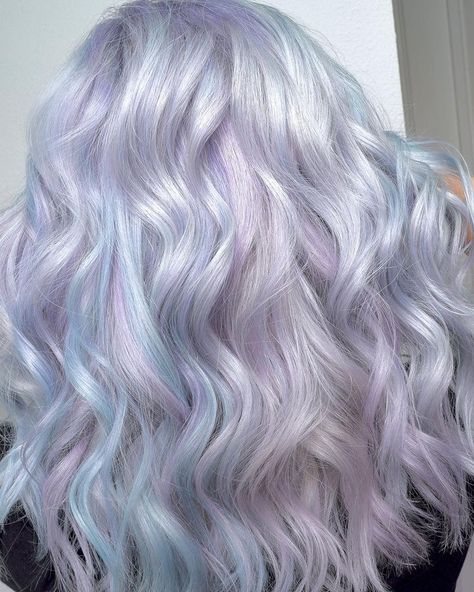 Dimensional Lavender Hair, Pravana Vivids, Lilac Hair, Silver Hair Color, Hair Color Pastel, Lavender Hair, Platinum Hair, Fantasy Hair, Hair Color And Cut