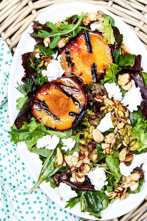 Grilled Plum Salad with Maple-Nut Clusters | www.floatingkitchen.net Plum Salad, Grilling Guide, Fried Halloumi, Halloumi Salad, Plum Recipes, Salad Mixed Greens, Vegetarian Salads, Baked Cauliflower, Goat Cheese Salad