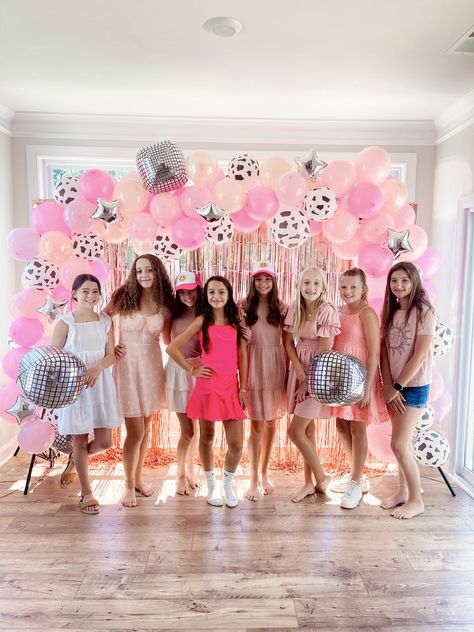 Preppy Party Food Ideas, Preppy Photo Booth, 12 Birthday Decoration Ideas, Preppy Birthday Games, Preppy Girl Birthday Party, Preppy Birthday Activities, Preppy Pink Birthday Party, Preppy 13th Birthday Party Ideas, Preppy Birthday Party Decor