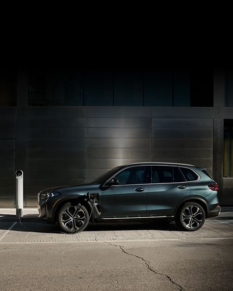 2025 BMW X5 xDrive50e Plug-In Hybrid SUV | Features & Specs Plug In Hybrid Suv, Bmw Hybrid, Bmw Electric, Midsize Suv, Mid Size Suv, Bmw X1, Model Shop, 2024 Vision, Bmw X5