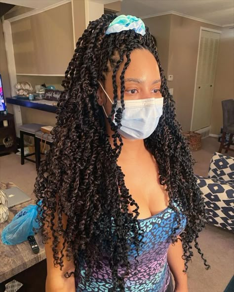 Passion Twists Hairstyle Mid Length, Full Passion Twists, Small Passion Twists Medium Length, Butterfly Passion Twist, Waist Length Passion Twists, Extra Small Passion Twists Long, Half Up Half Down Passion Twists, Medium Length Passion Twists Hairstyle, Tiny Passion Twists