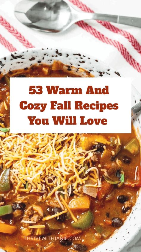 Bowl of hearty autumn chili with vegetables and shredded cheese. Hygge Recipes, Cozy Recipes, Cozy Fall Recipes, Pumpkin Chocolate Chip Muffins, Fall Comfort Food, Vegetable Beef Soup, Autumn Recipes, Braised Short Ribs, Salad With Sweet Potato