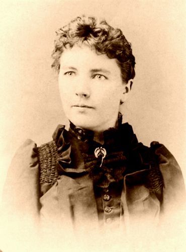 Ingalls Family, Pioneer Life, House Series, Into The West, Laura Ingalls Wilder, Little House On The Prairie, Laura Ingalls, La Prairie, Helen Keller