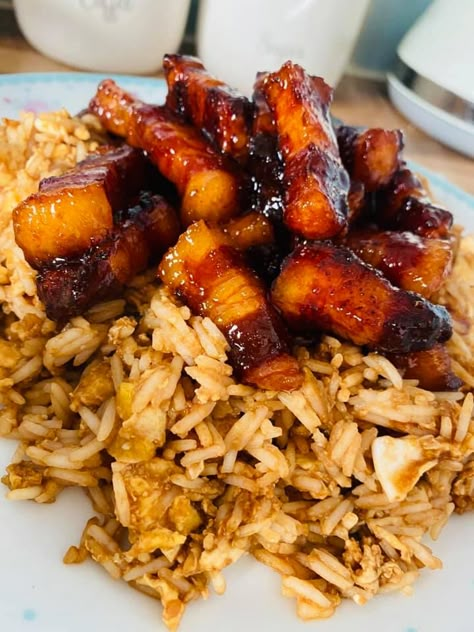 Sticky Pork Belly Recipe - Slow Cooker Tip Sticky Pork Belly, Slow Cooker Pork Belly, Slow Cooker Pork Recipes, Pork Belly Strips, Chicken Lickin, Belly Pork, Pork Bites, Pork Belly Slices, Slow Cooker Recipes Pork