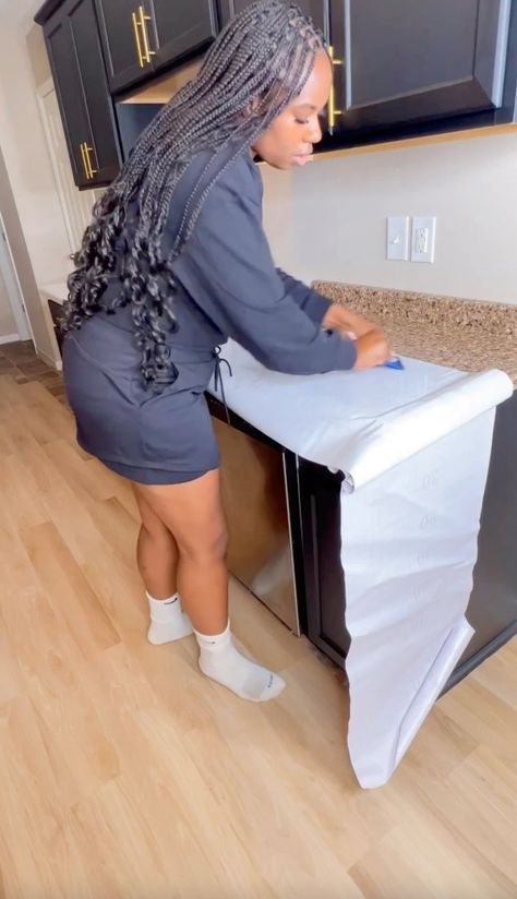 AN interior decorator has revealed a renter friendly kitchen DIY that she used to give her countertops a total upgrade. Best of all, the affordable project took $10 and just a bit of her time. Shanice (@shanicelashaystyle) shared the DIY project with over 190,000 TikTok followers. The interiors expert removed the screws off her kitchen […] Outdated Kitchen Makeover Rental, Renter Friendly Countertop Upgrade, Renter Friendly Cabinet Makeover, Renter Friendly Kitchen Upgrades, Renter Friendly Upgrades Rental Kitchen, Rental Apartment Makeover, Renter Friendly Kitchen Makeover, Renter Friendly Kitchen, Renters Kitchen