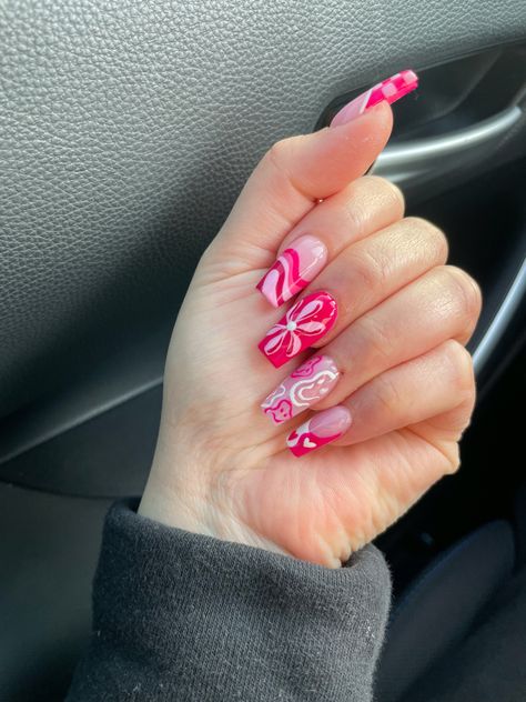 Nail Inspo Pink, Valentine Nails Pink, Magenta Nails, Valentine Nails, Nails Pink, Nail Polish Designs, Gel Nail Designs, Glitter Nail Art, Nail Art Summer