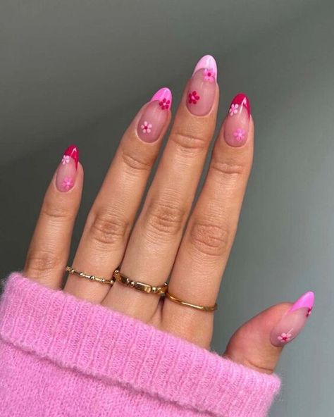 Barbie Pink Nails, Summery Nails, Pink Nail, Pink Spring, Spring Nail, Floral Nails, Chic Nails, French Tip Nails, Short Acrylic Nails