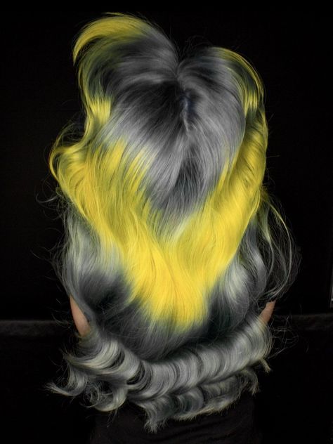 Yellow And Grey Hair, Lemon Hair, Yellow Hair Color, Red Curls, Latest Hair Color, Silver Hair Color, Hair Color Crazy, Halo Hair, Creative Hair Color