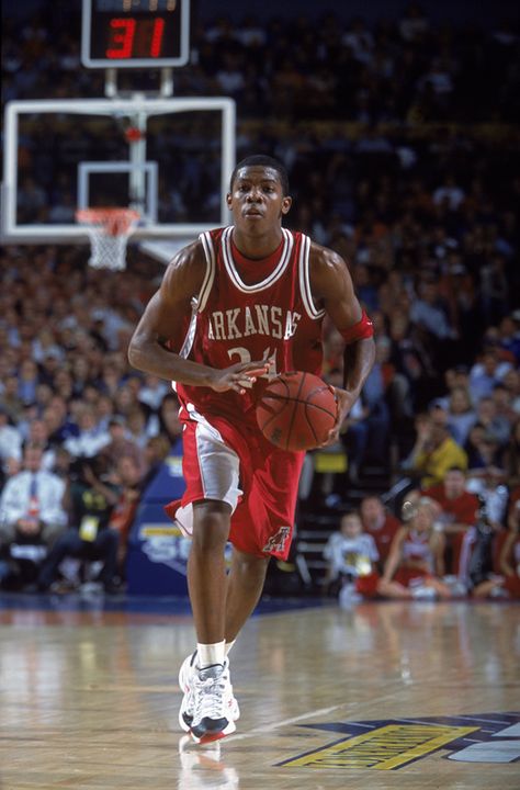 Joe Johnson Arkansas Razorbacks Football, Joe Johnson, Nba Wallpapers, Ncaa Basketball, University Of Arkansas, Basketball Legends, Arkansas Razorbacks, National Basketball Association, Brooklyn Nets