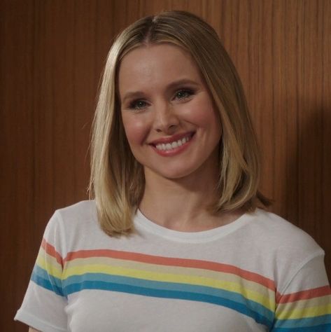 Eleanor Shellstrop Icon, Eleanor Shellstrop, Nobody Likes Me, Kin List, Princess Wallpaper, Kristen Bell, Everything Is Fine, Side Profile, Personality Types