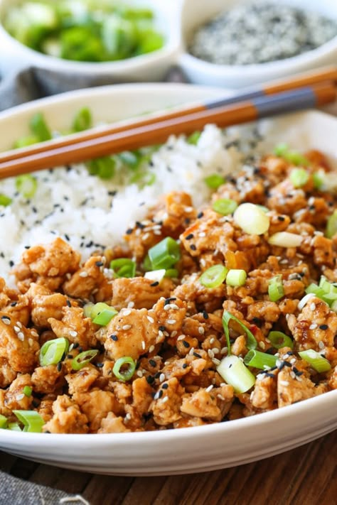 Our Sesame Ground Chicken is a #1 recipe for a reason! It's on the table in 15 minutes, packed with lean protein and a flavor everyone loves! Ground Chicken Recipes Easy, Ground Chicken Meatloaf, Ground Chicken Recipes Healthy, Parmesan Sandwich, Spanish Fork Utah, White Chili Recipe, Easy Honey Garlic Chicken, Blue Cheese Crumbles, Loose Meat