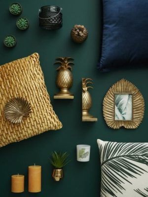 Tropical Velvet Luxe, Tropical Velvet, Look Tropical, Tropical Luxury, Tropical Interior, Tropical Bedrooms, Popular Interior Design, Tropical Living, Tropical Home Decor