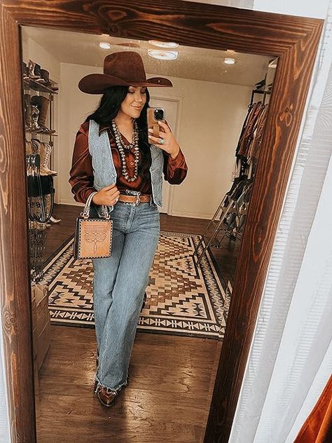 Brianna Purvis's Amazon Page Cowboy Outfits For Women, Casual Western Outfits, Country Chic Outfits, Nfr Style, Casual Country Outfits, Cowgirl Style Outfits, Western Wear Outfits, Western Style Outfits, Western Outfits Women