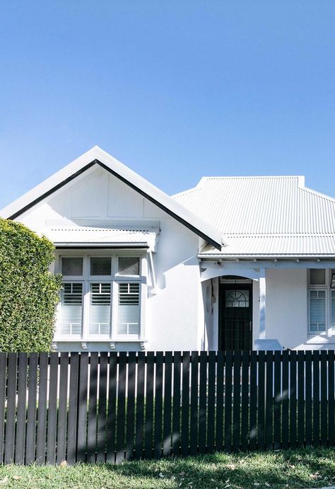 California Bungalow Fence, California Bungalow Australian, Bungalow Front Door, White Weatherboard House, Steel Frame Doors, California Bungalow, Front Fence, Bungalow Exterior, Mcm House